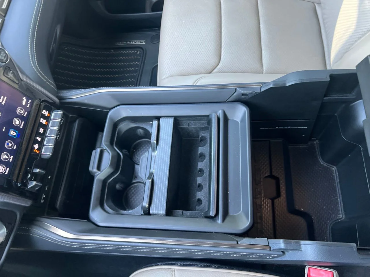 Used 2019 Silver Ram Limited image 31