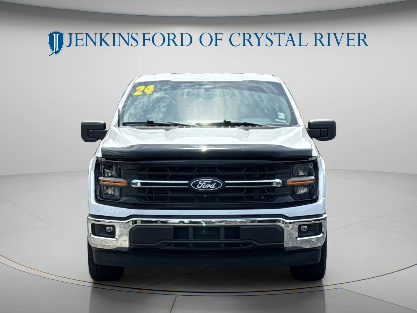 Used 2024 Oxford White Ford XLT image 15