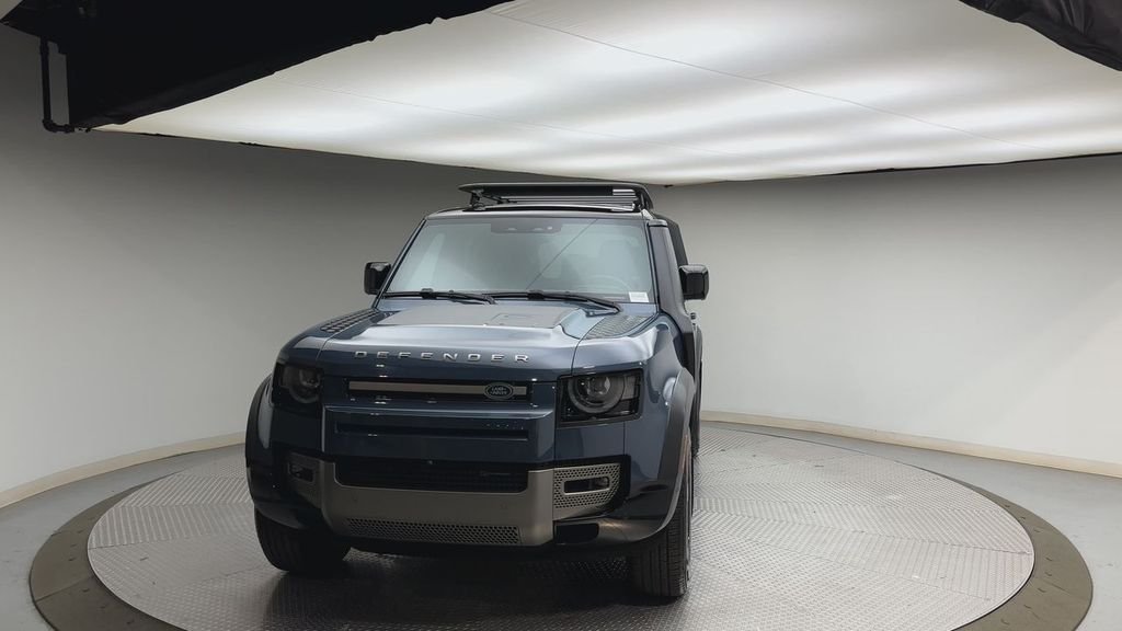 Certified Used 2023 Pangea Green Metallic Land Rover X-Dynamic SE image 7