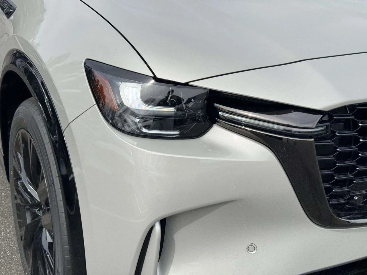 New 2026 Platinum Quartz Metallic Mazda 3.3 Turbo S Premium Sport AWD image 4