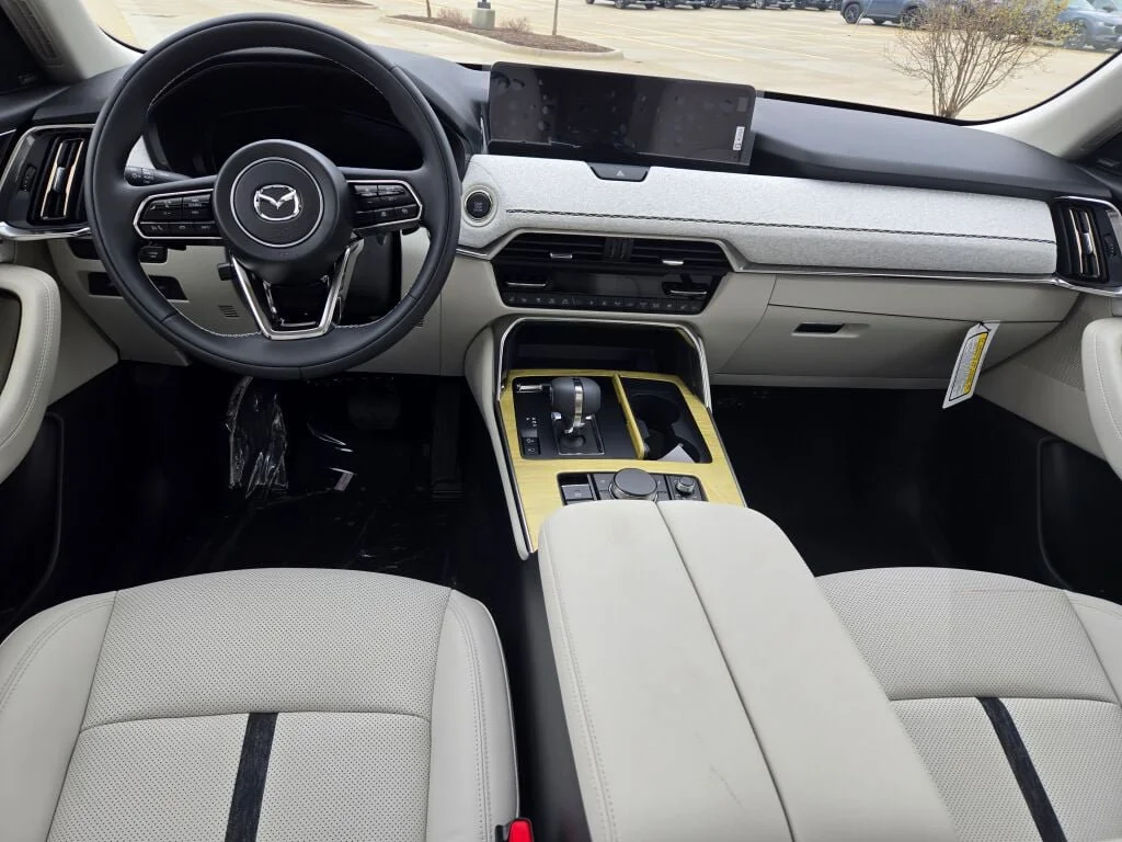 2026 Mazda CX-90 Premium Plus Package - Photo 17