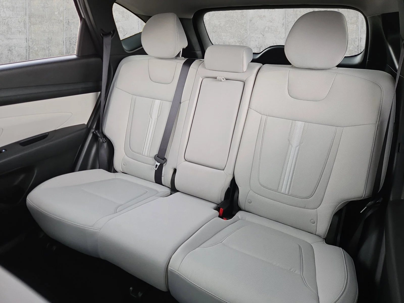 2025 Hyundai Tucson SEL - Photo 13