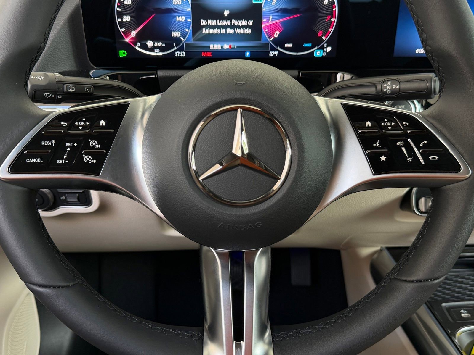 New 2026 Night Black Mercedes-Benz GLA 250 image 34