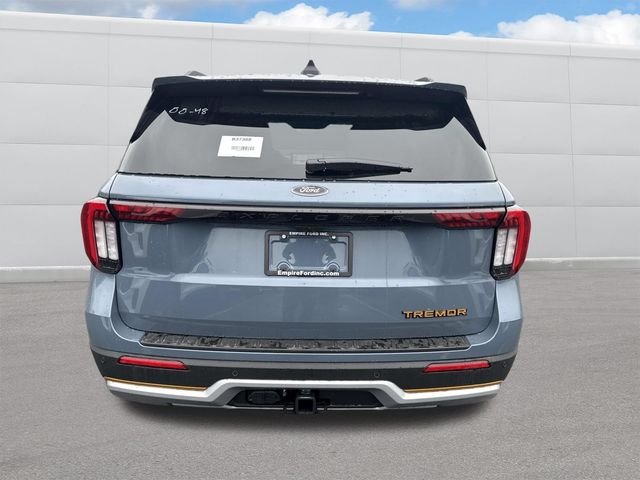 New 2026 Carbonized Gray Metallic Ford ST-Line image 3
