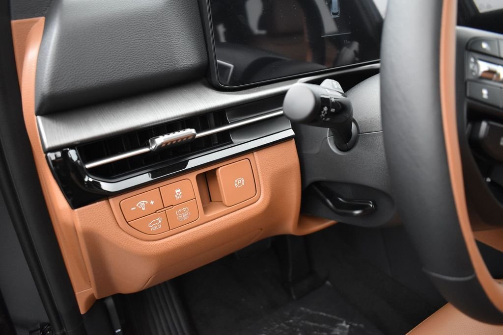 New 2026 Shadow Matte Gray Kia X-Line image 7