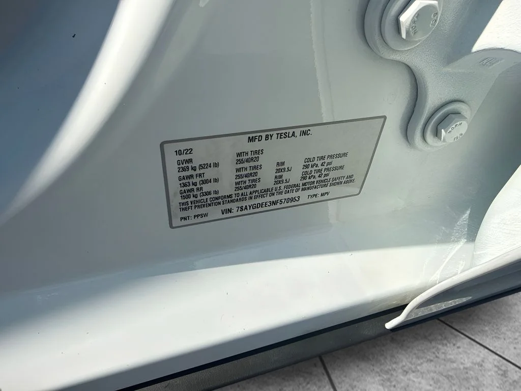 Used 2022 White Tesla Long Range image 33