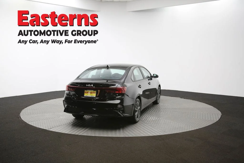 Used 2023 Black Kia LXS image 36
