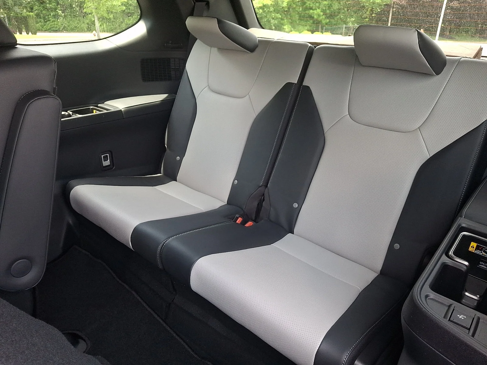 2026 Lexus TX 500h F-Sport Premium - Photo 6