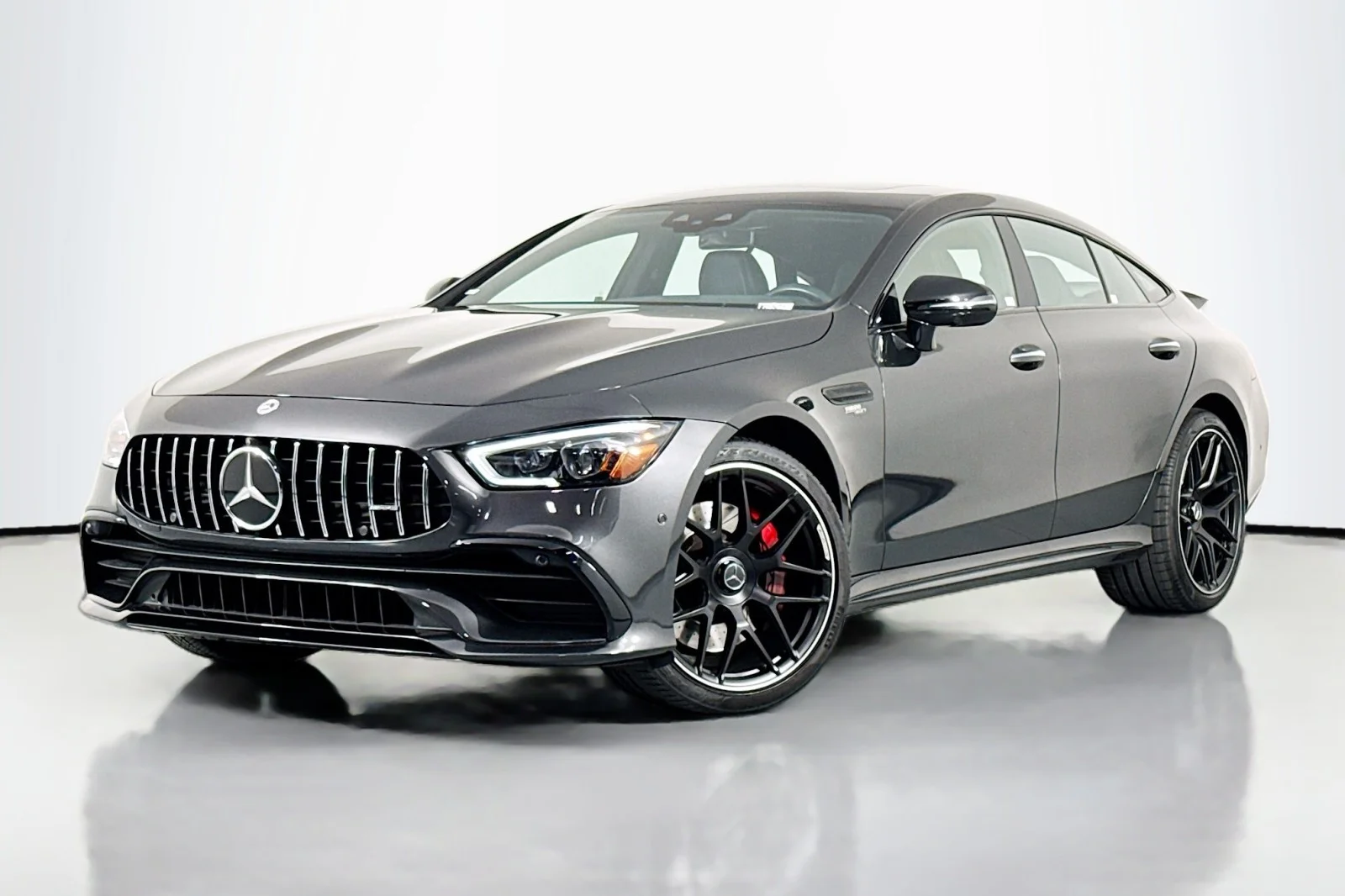 2022 Mercedes-Benz AMG GT 43's photo