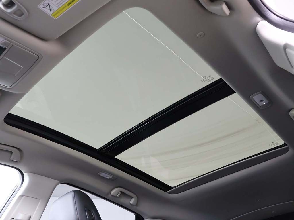 Used 2023 White Acura Base image 18