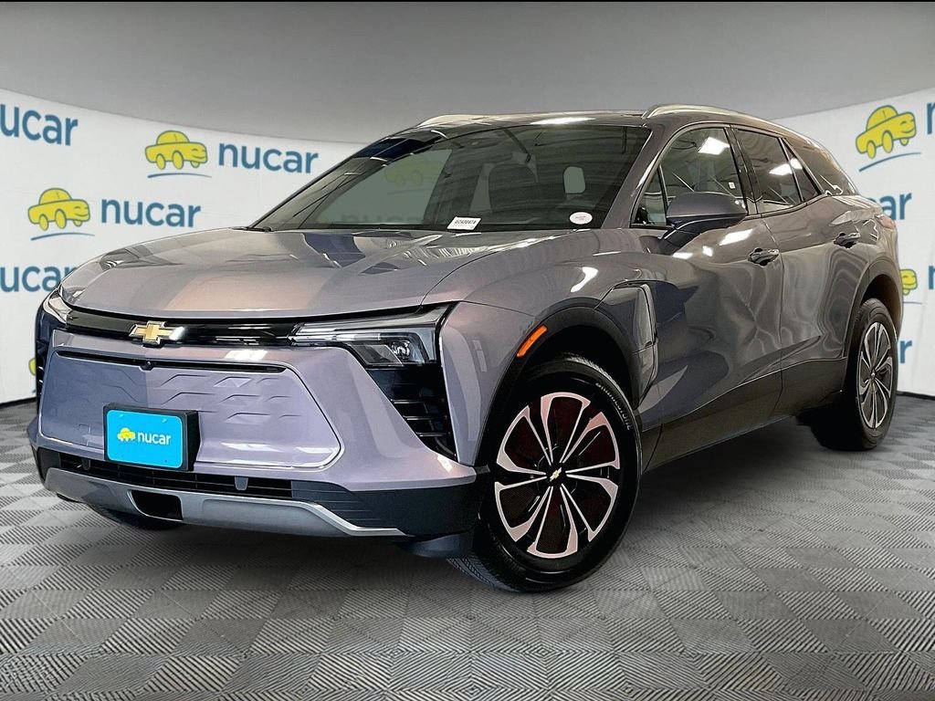Used 2024 Gray Chevrolet LT image 3