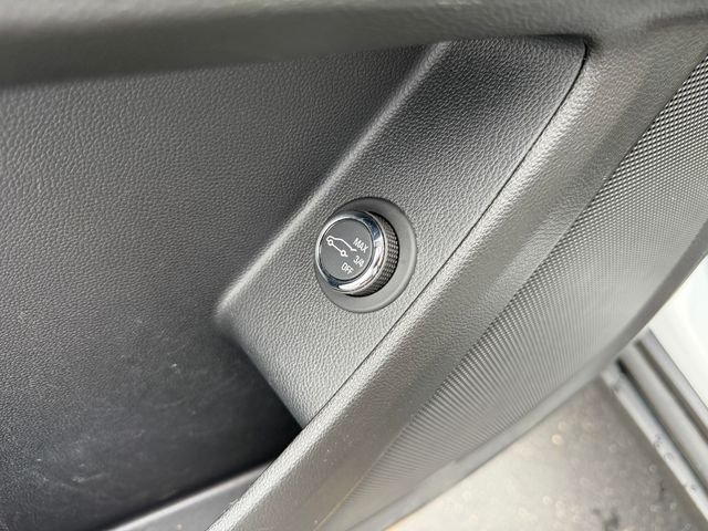 Used 2023 White Chevrolet LT Leather image 20