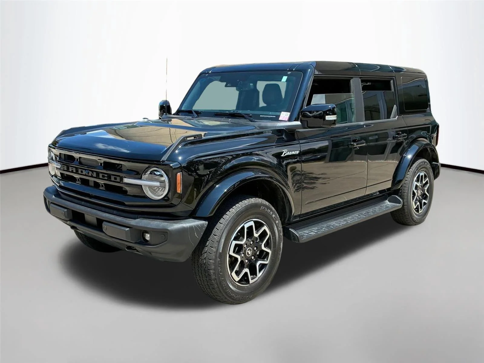 Used 2025 Shadow Black Ford Outer Banks image 3