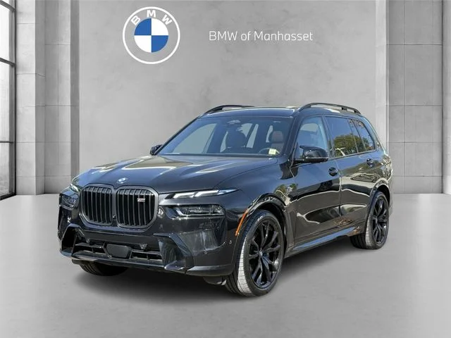 2024 BMW X7 M60i's photo