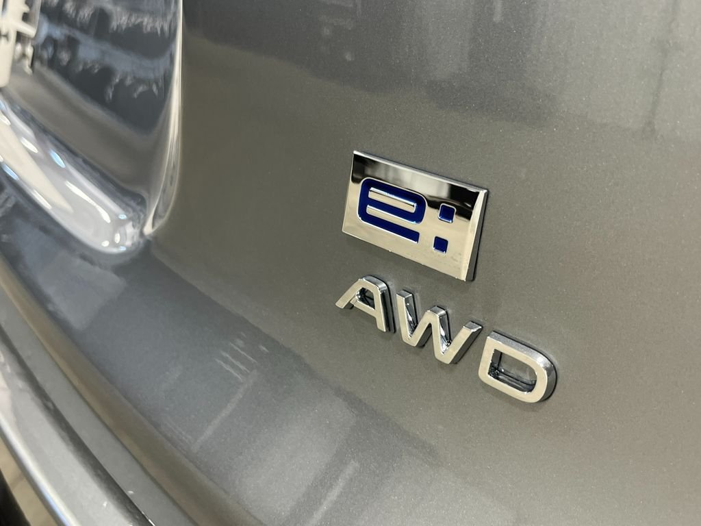 New 2026 Mercury Silver Metallic Honda Touring image 7
