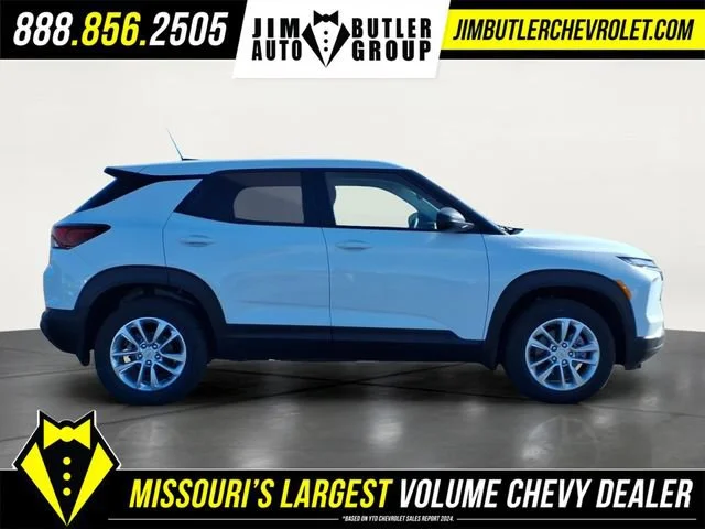 New 2026 Summit White Chevrolet LS image 5