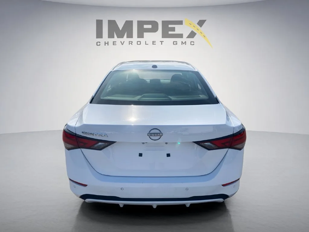 Used 2025 White Nissan SV image 4
