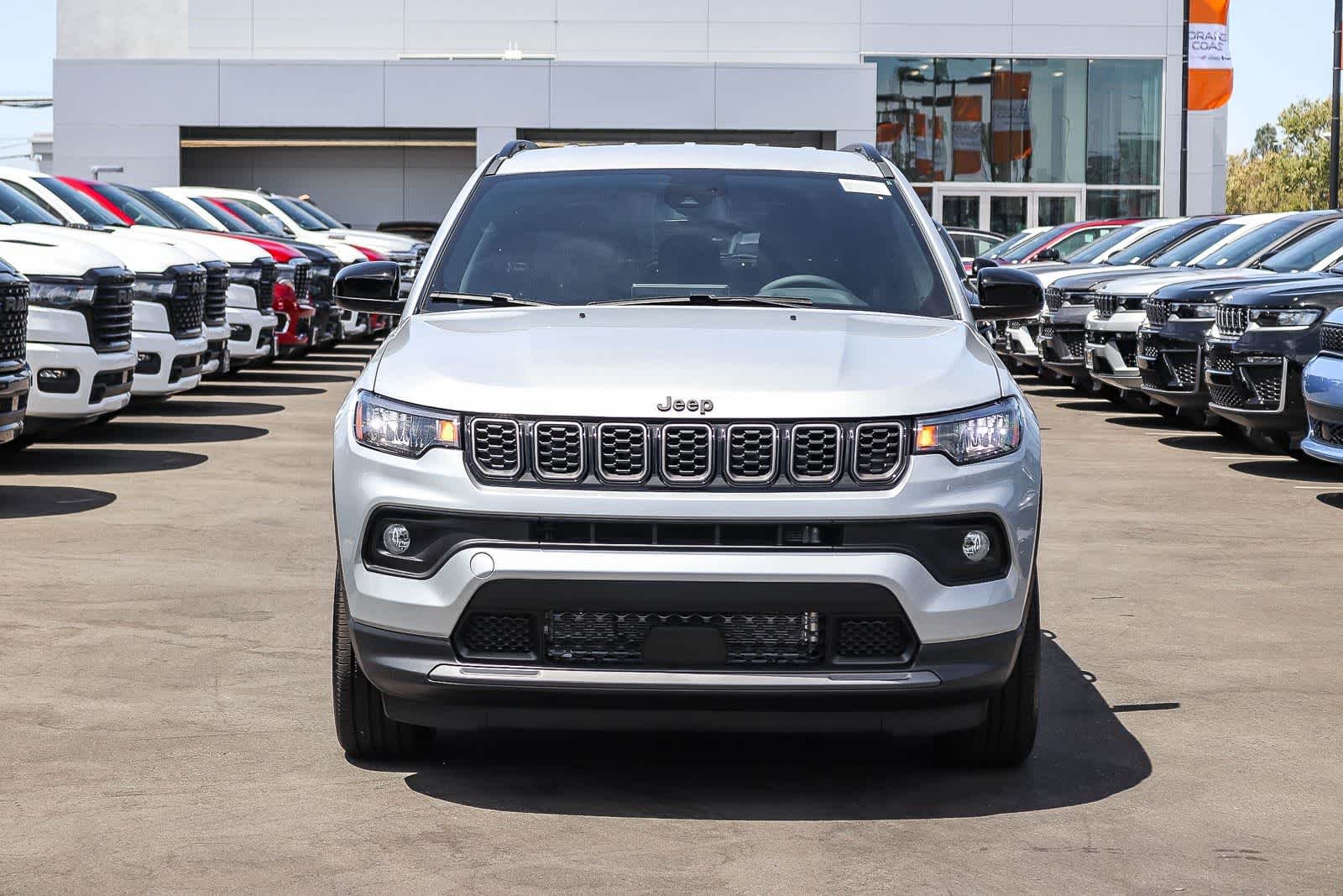 New 2026 Silver Zynith Metallic Clear-Coat Exterior Paint Jeep Latitude Altitude image 2
