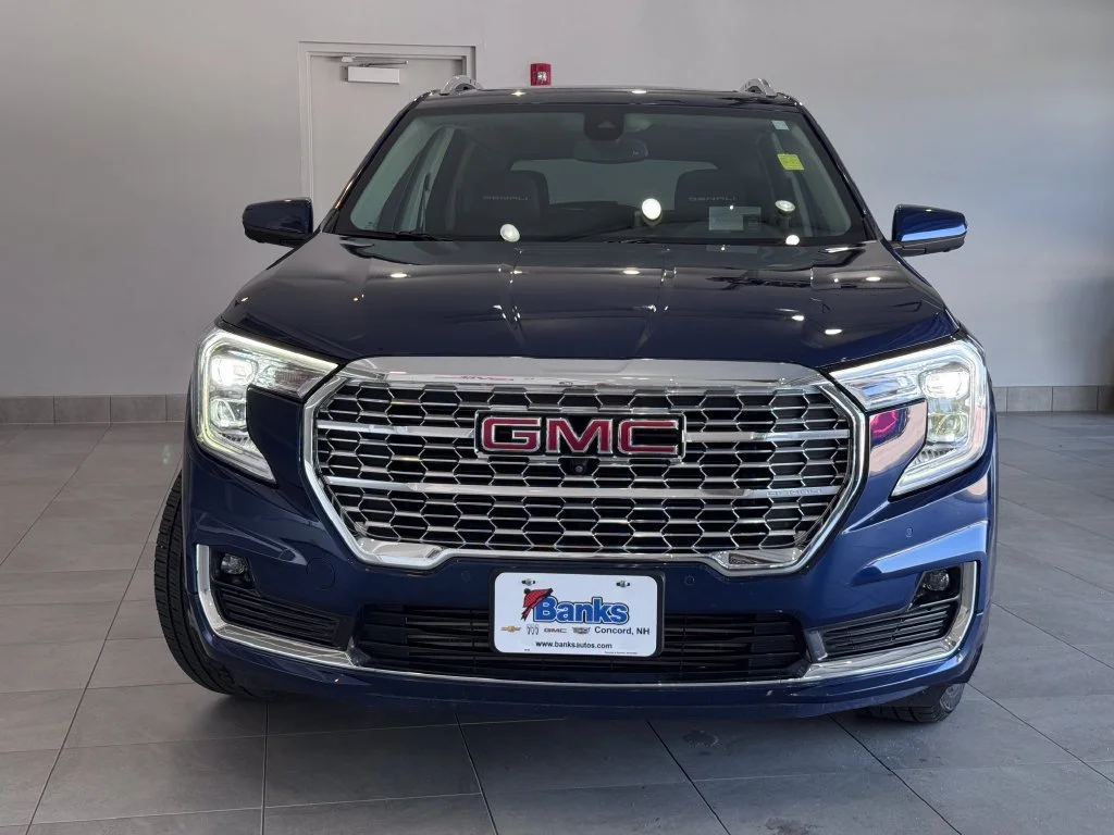Certified Used 2023 Marine Metallic GMC Denali image 3