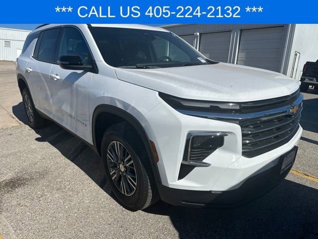 2026 Chevrolet Traverse FWD LT's photo