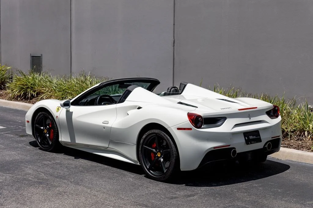 Used 2019 Bianco Avus Ferrari  image 3