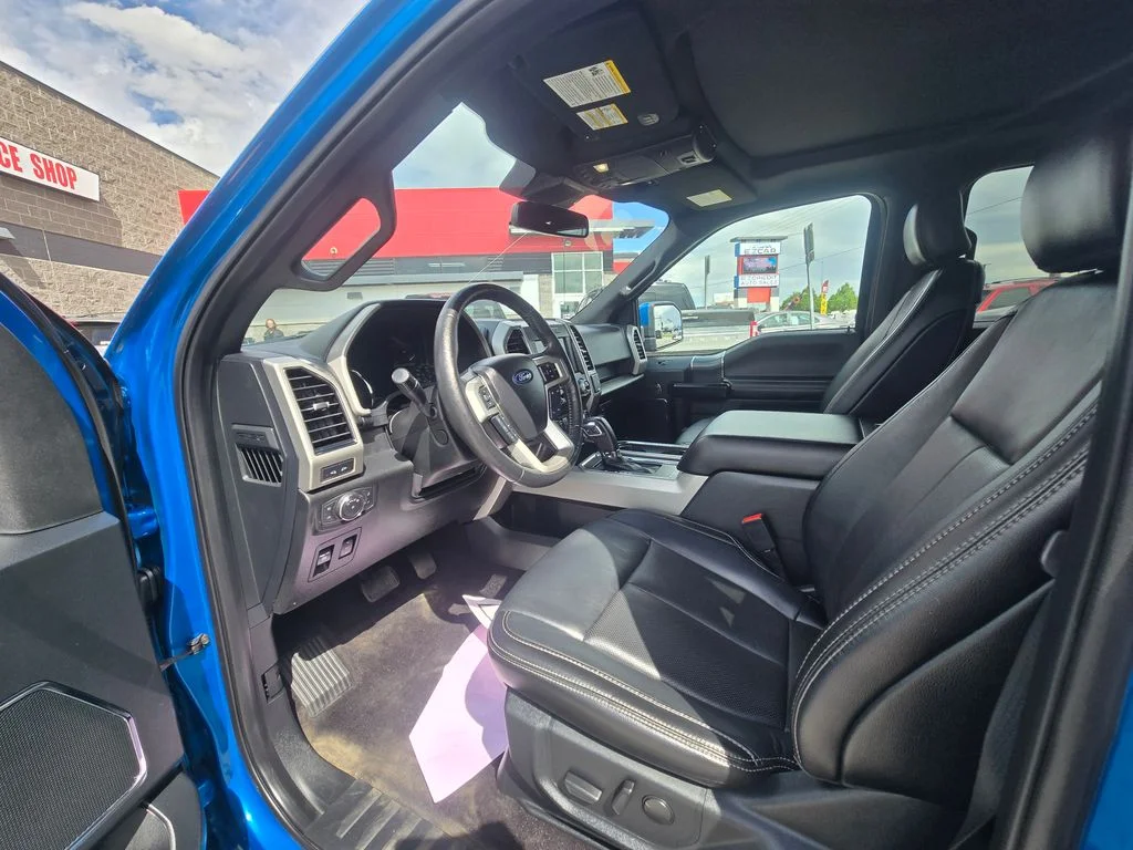 Used 2019 Blue Ford  image 8