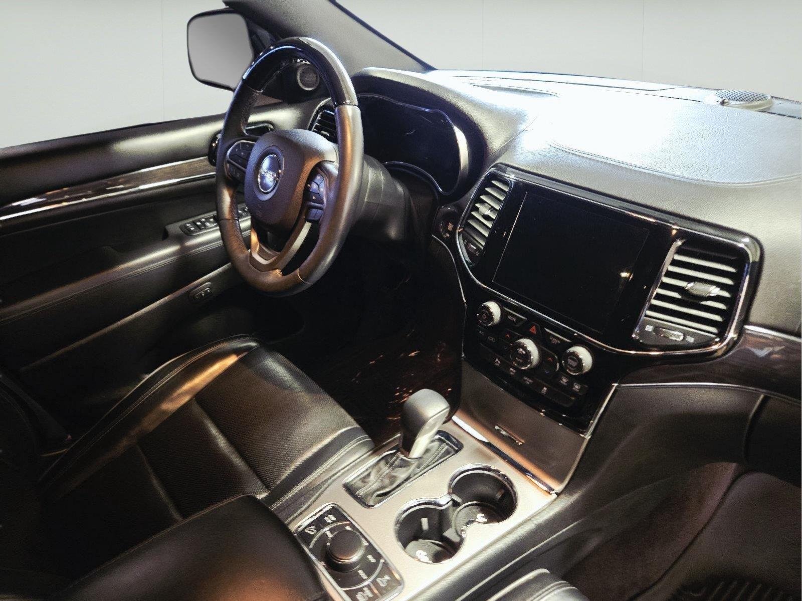 Used 2019 Diamond Black Jeep Overland image 68
