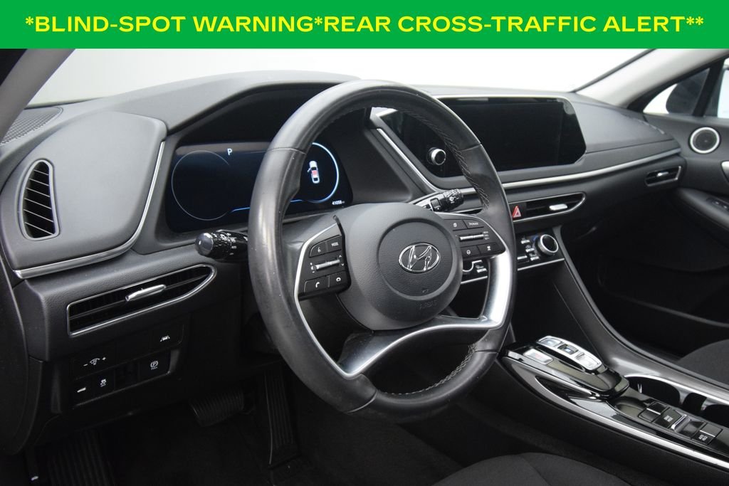 Used 2023 Onyx Black Hyundai SEL image 16
