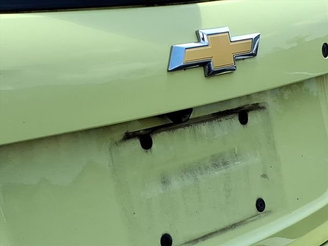 Used 2018 Gold Chevrolet LS image 18