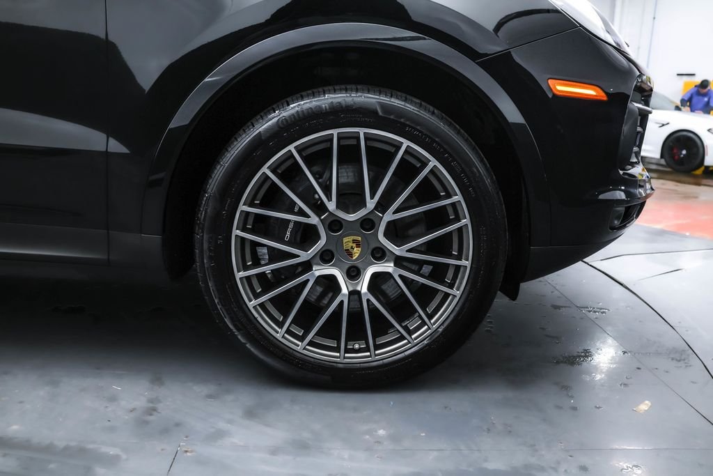 Used 2022 Black Porsche Platinum Edition image 38