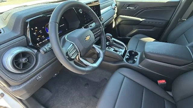 New 2026 Summit White Chevrolet LT image 10