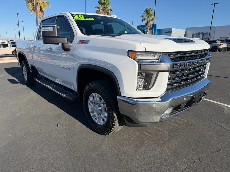 Used 2020 SUMMIT WHITE Chevrolet LTZ image 1