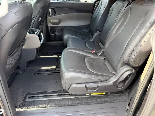 Used 2026 Gray Kia EX image 10