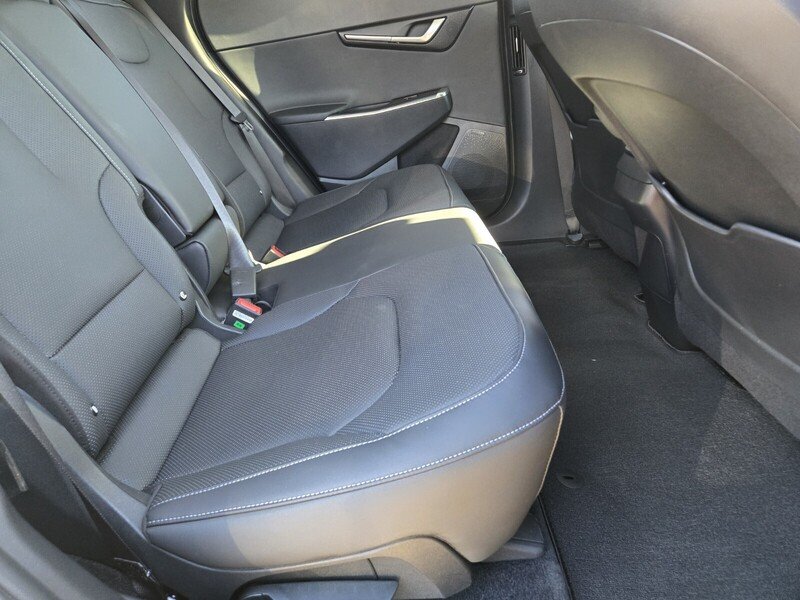 Used 2023 CHARCOAL KIA WIND RWD image 14