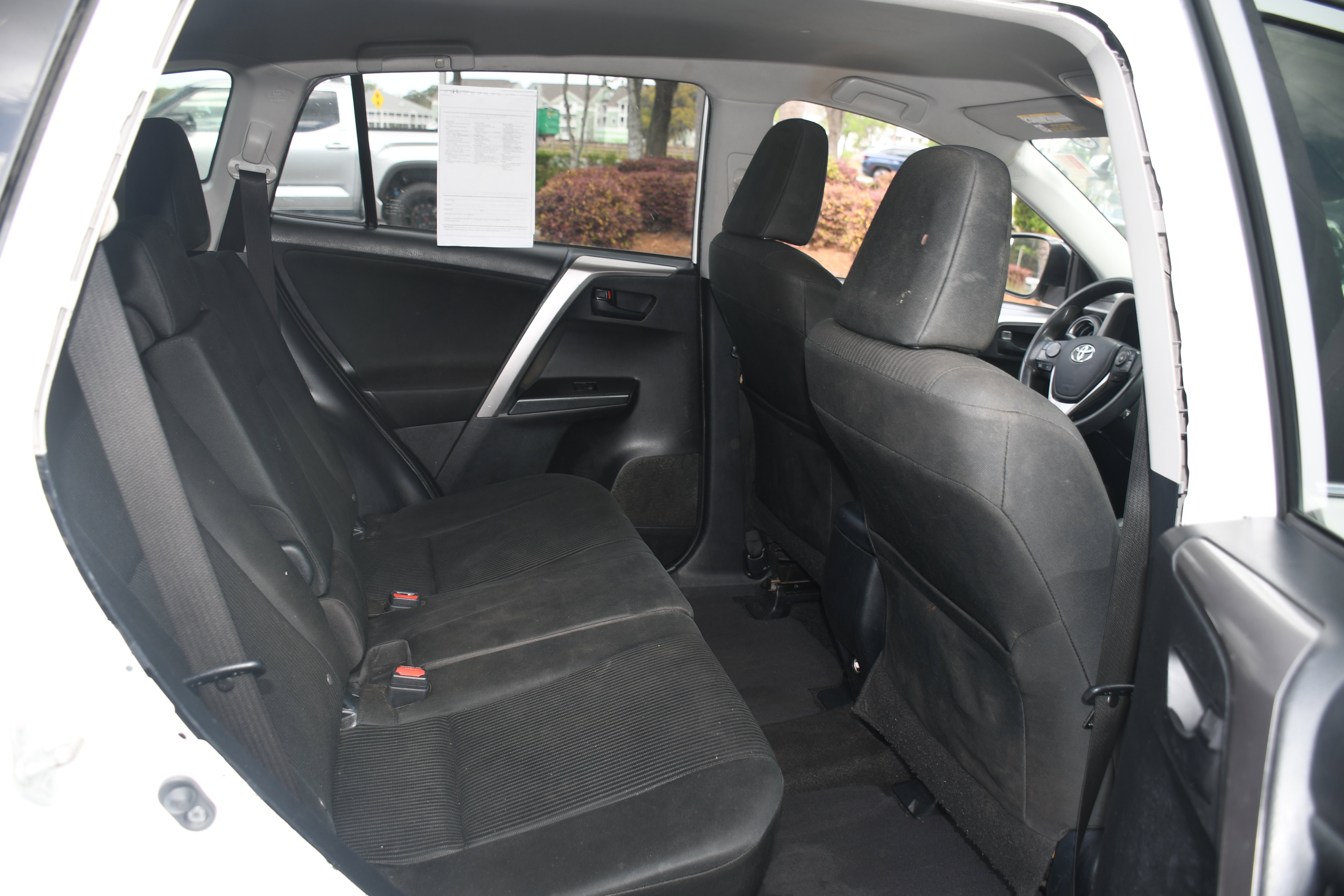 Used 2017 White Toyota LE image 16