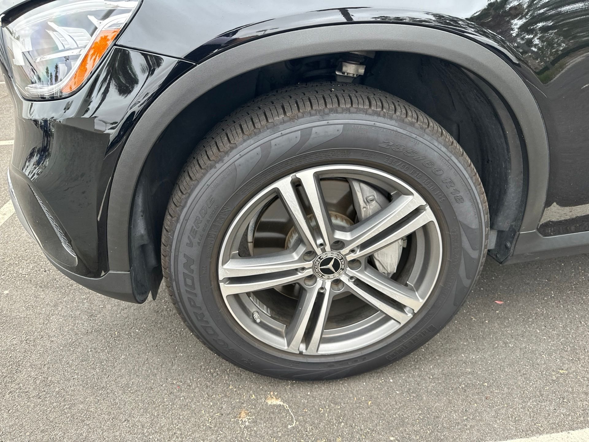 Used 2020 Black Mercedes-Benz GLC 300 image 3