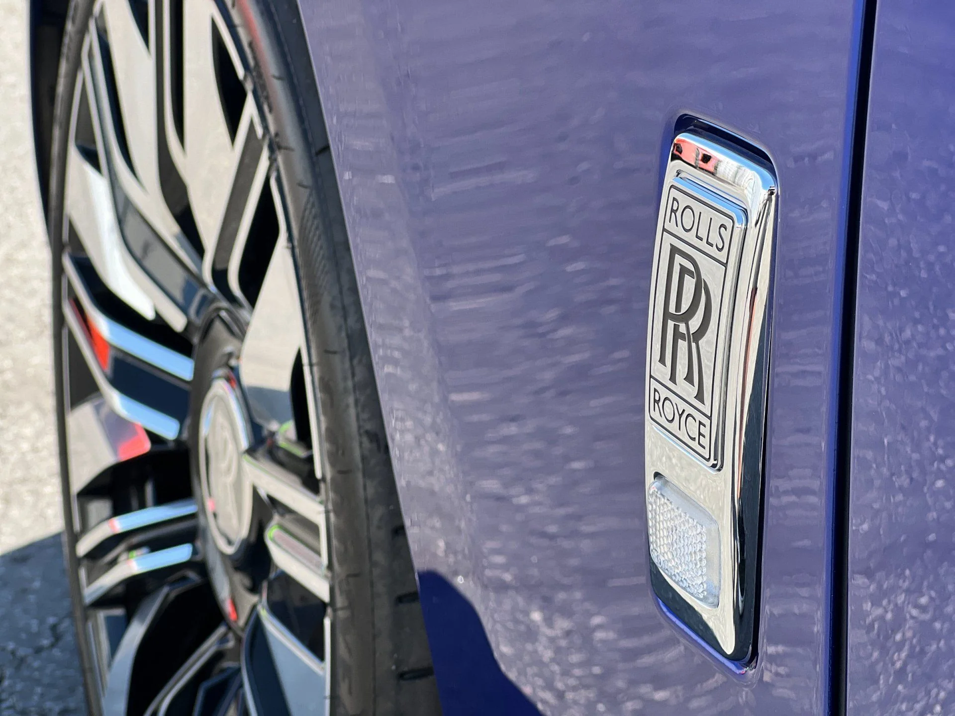 Certified Used 2026 Blue Rolls-Royce  image 30