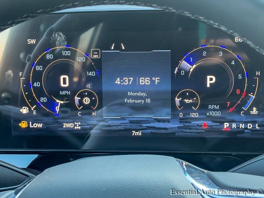 2026 CHEVROLET SUBURBAN - Image 14