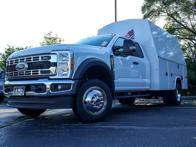 2026 Ford Super Duty F-450 DRW 11' KUV