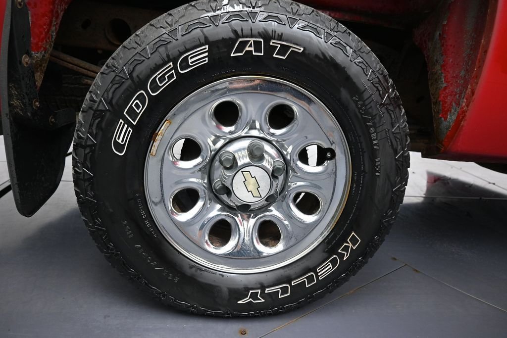 Used 2011 Victory Red Chevrolet Work Truck image 28