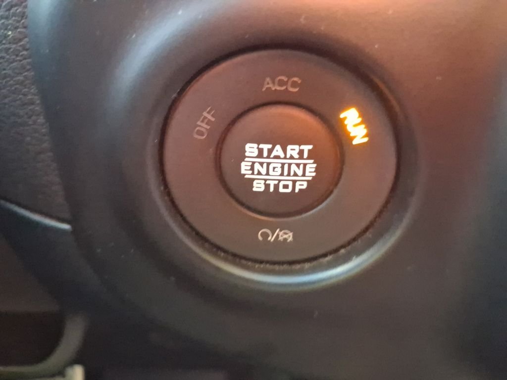 Used 2021 Gray Jeep Rubicon image 22