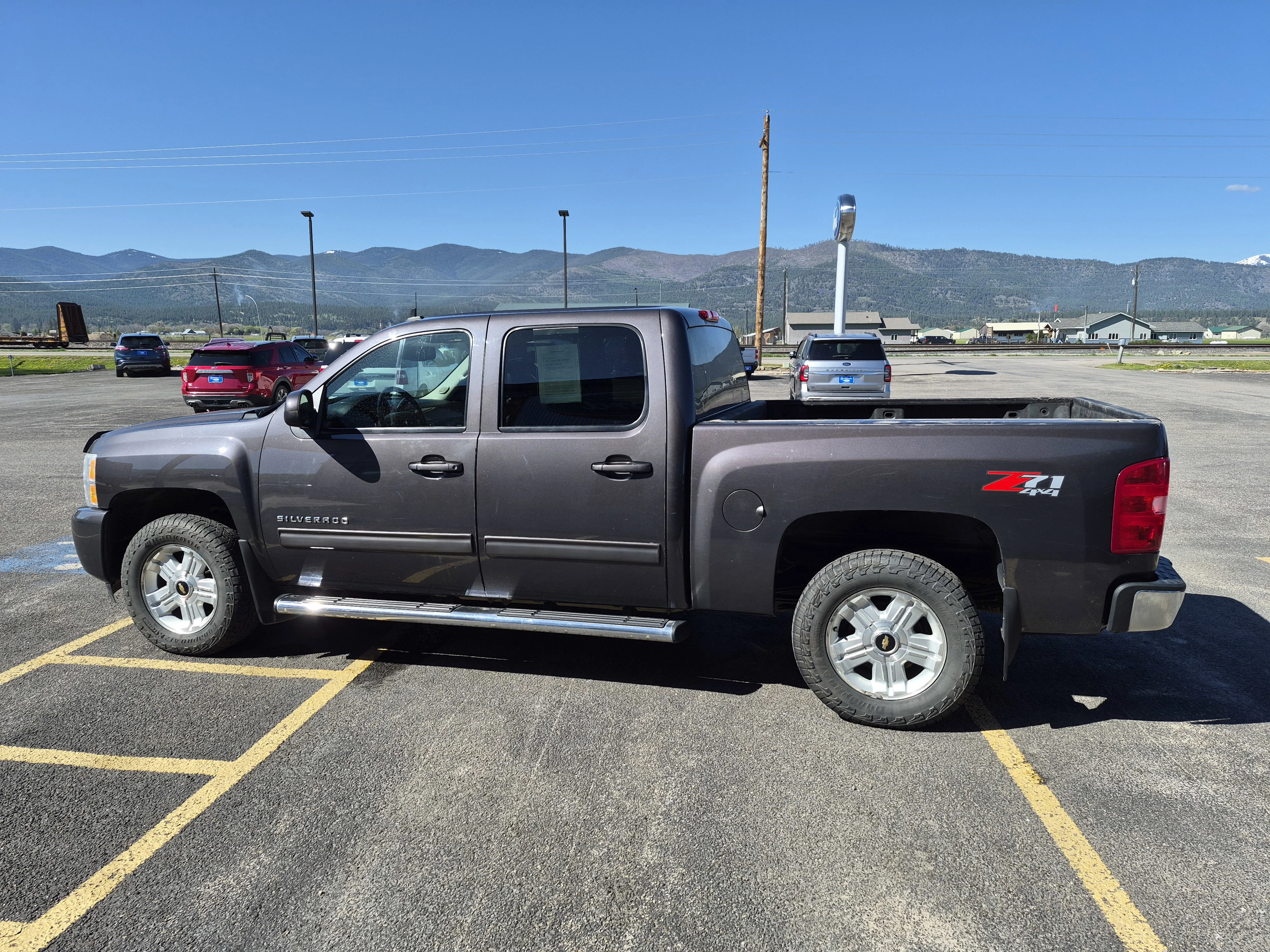 Used 2010 Gray Chevrolet LTZ image 9