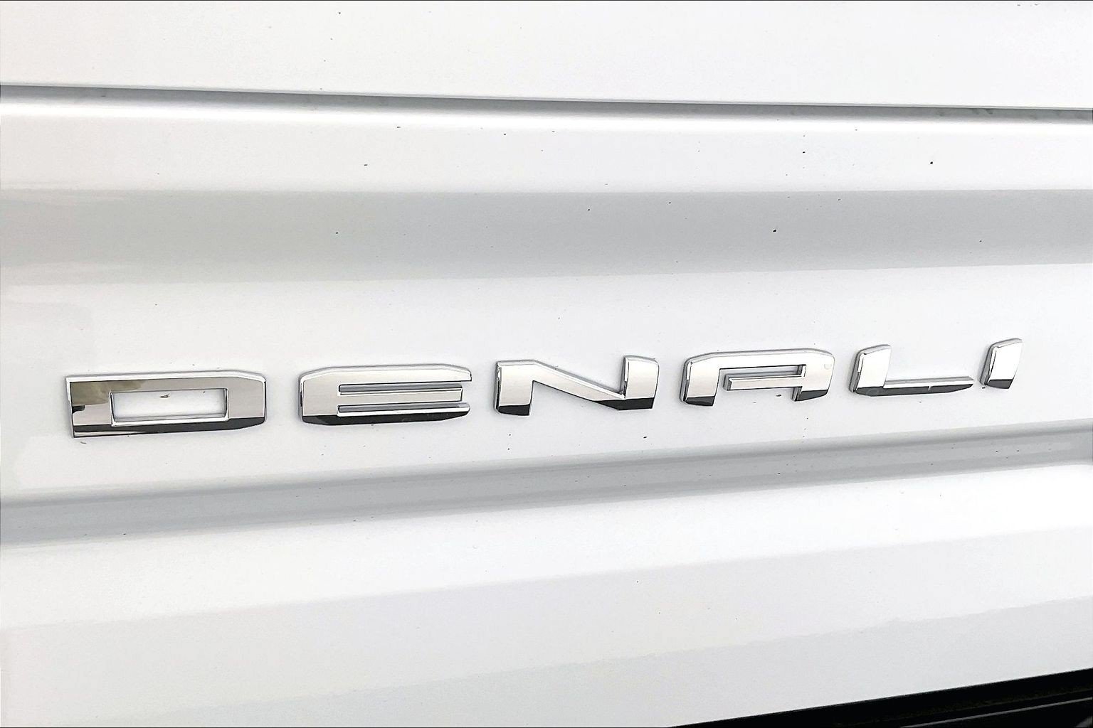 2026 GMC Sierra 1500 Denali - Photo 17