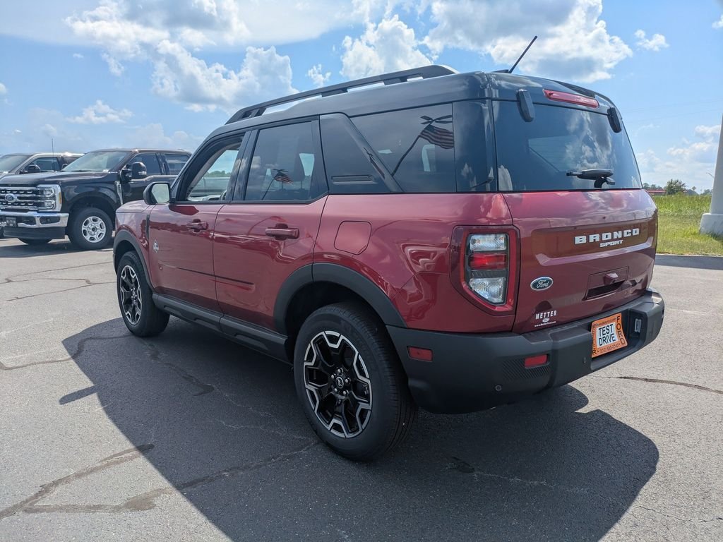 New 2025 Ruby Red Metallic Tinted Clearcoat Ford Outer Banks® image 37