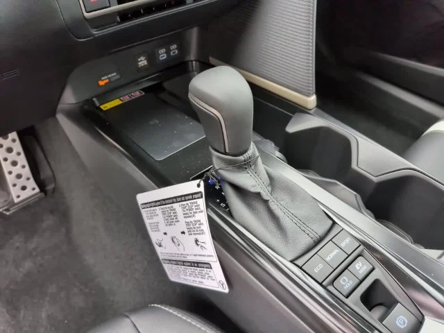 Used 2026  Toyota SE image 21