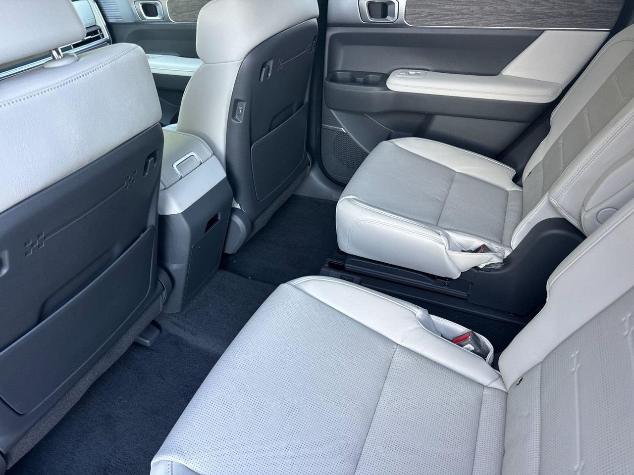 New 2027 Gray Hyundai Limited image 11