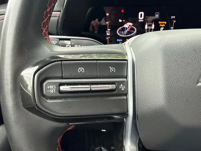 Used 2023 Gray Chevrolet Z71 image 24