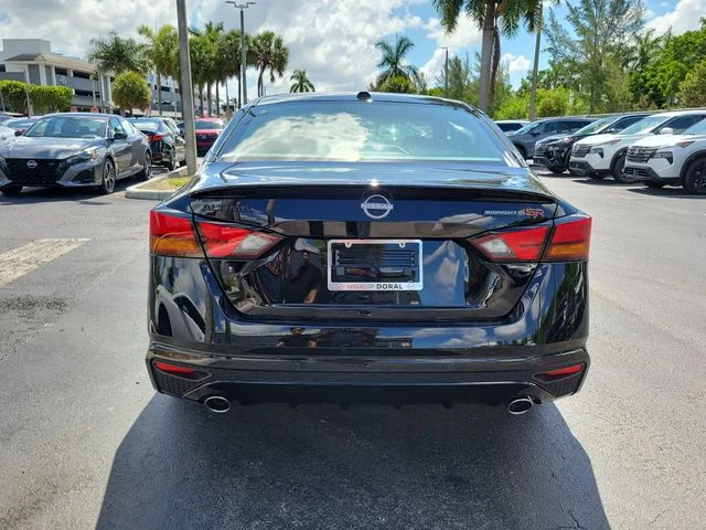 New 2026 Super Black Nissan SR Midnight Edition® image 5