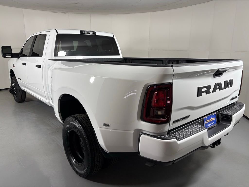 New 2026 Bright White Clear-Coat Exterior Paint RAM Big Horn image 6