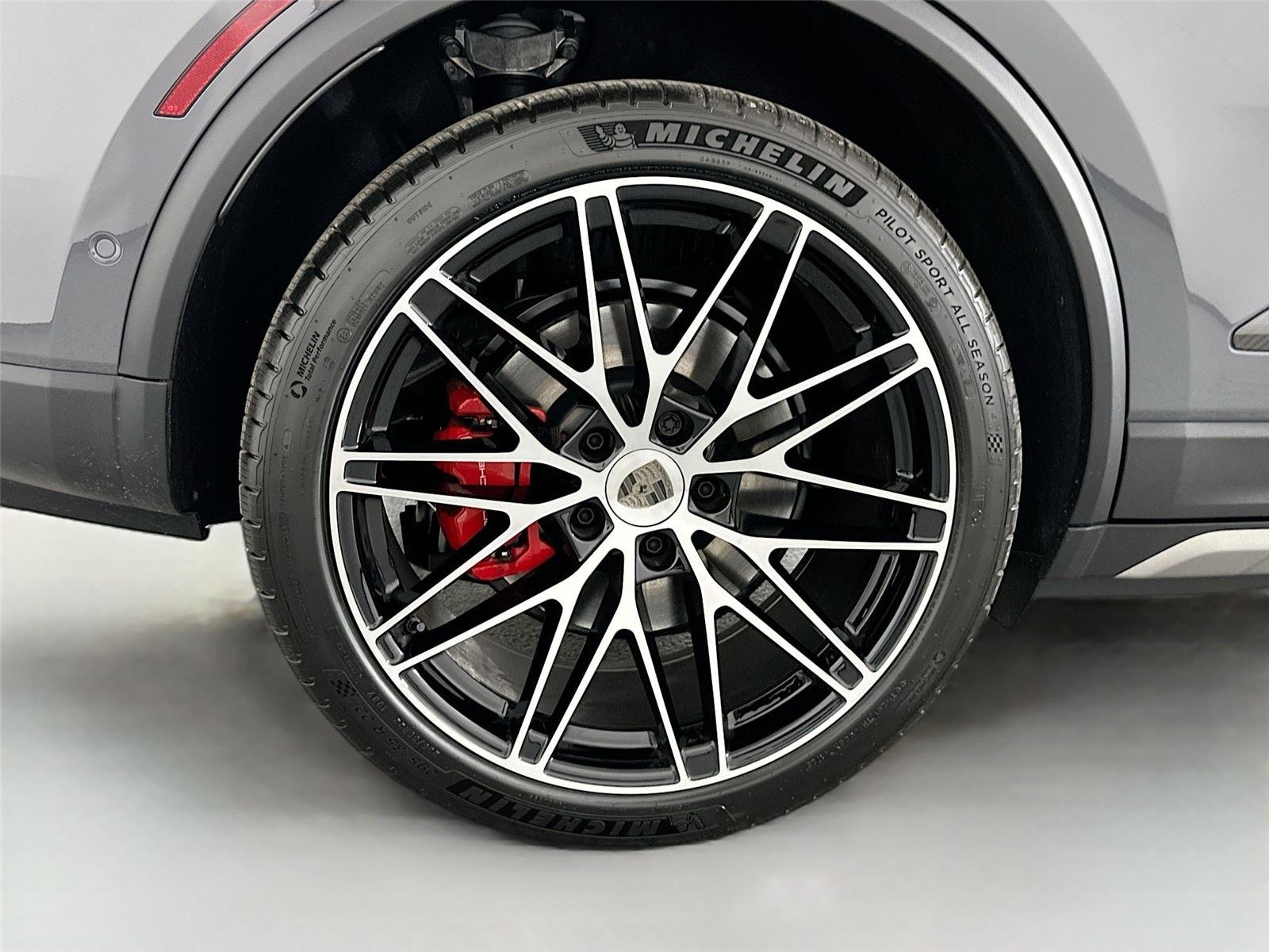 Used 2025 Slate Grey Neo Porsche Turbo image 13